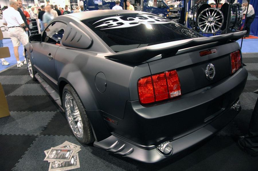  Ford Mustang Ever Ugliest 2007 года  (фото 10 из 17)